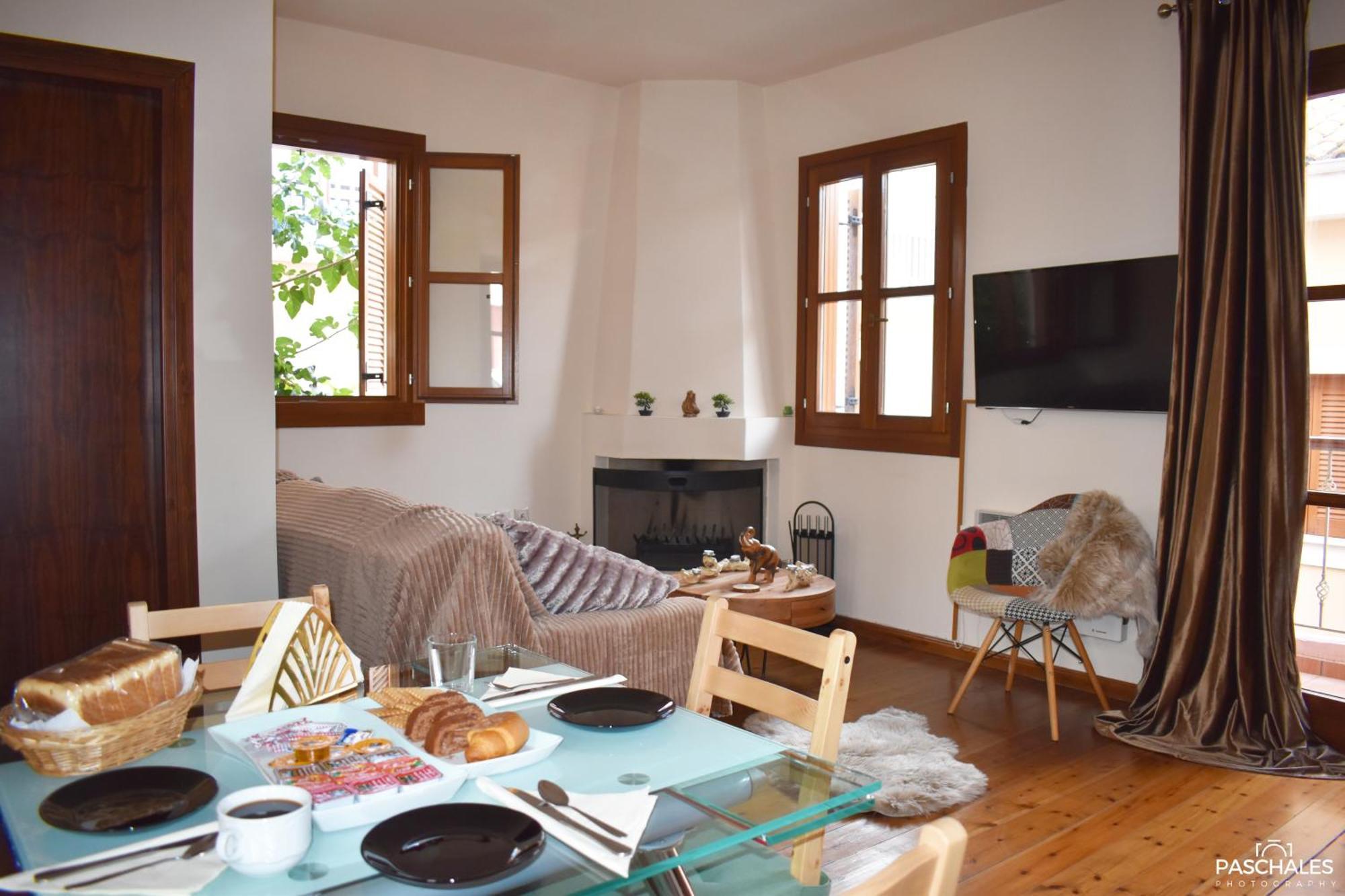 Delfi'S Cozy Maisonette Exterior photo